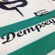 1-color print on rugby t-shirt (detail)