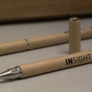 Bolígrafo de papiro con punta táctil personalizada en tampografía a 1 color. Cod. HI91621