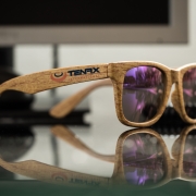 Gafas de sol efecto madera personalizadas en tampografía. Cod. M09022