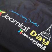 Print your 5 color T-shirt in black
